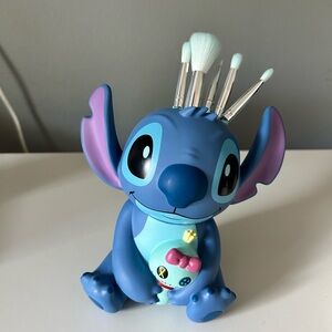 Stitch Makeup Brush Holder with Brushes